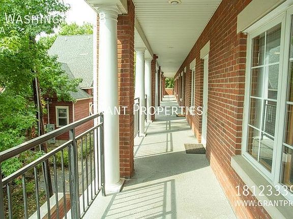 2nd image of 314 N Washington St APT B