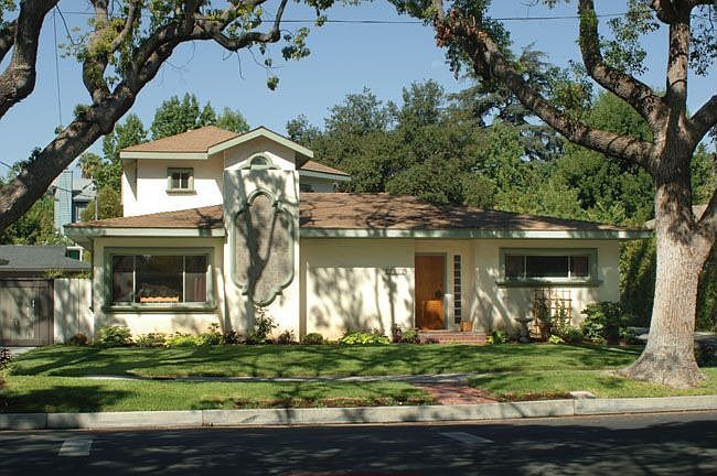 In the prestigious Madison Heights neighborhood sits this distinctive two leve