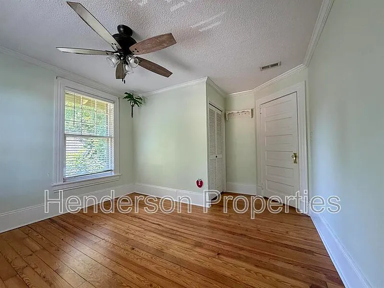 319 N Mulberry St #S — Photo 14