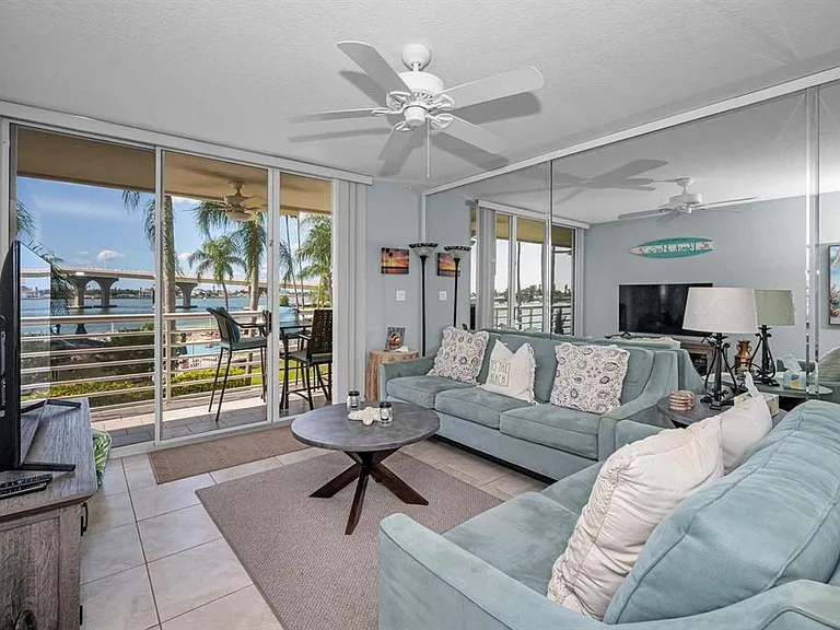 5901 Bahia Del Mar Cir #223 — Photo 13