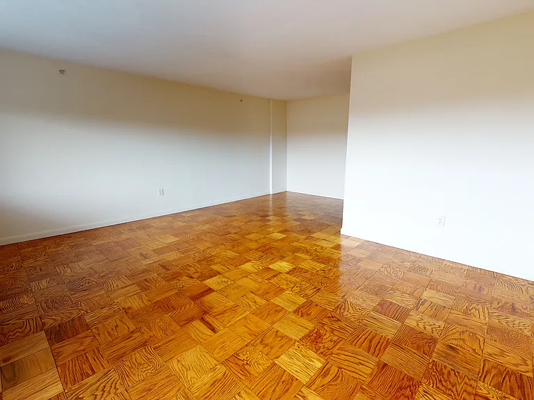 17 Monmouth Ct #N — Photo 7