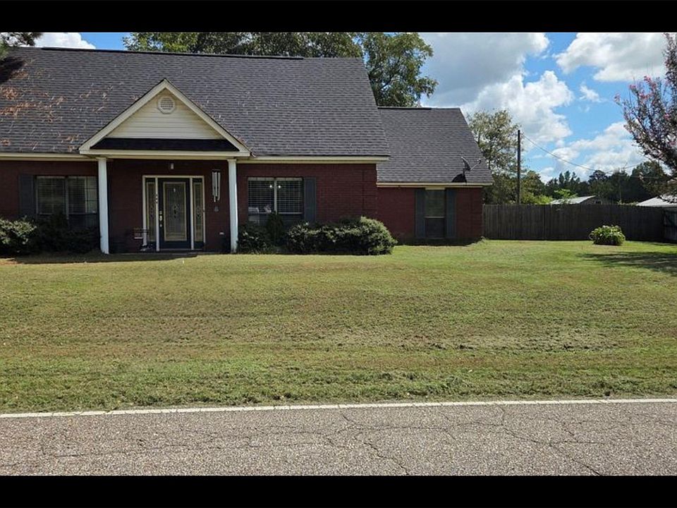 1st image of 746 Pleasant Hill Rd