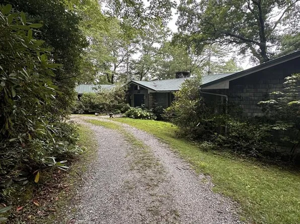 377 Hedden Lane, Highlands, NC 28741