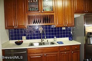 3rd image of 1511 Hedrick Dr