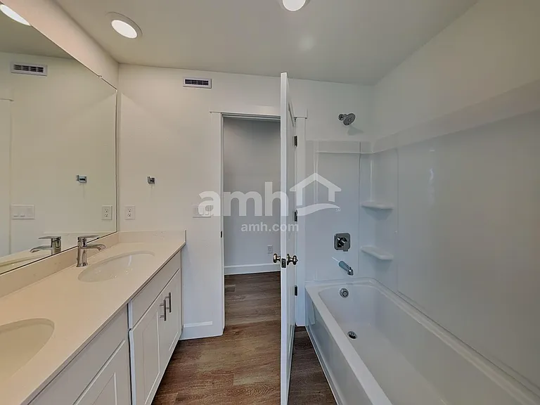 10057 Atchinson Ct — Photo 13