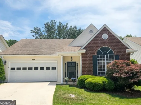 2115 Cherry Tree Ln, Peachtree City, GA 30269