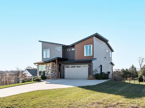 1172 Jefferson Meadows Dr, Forest, VA 24551