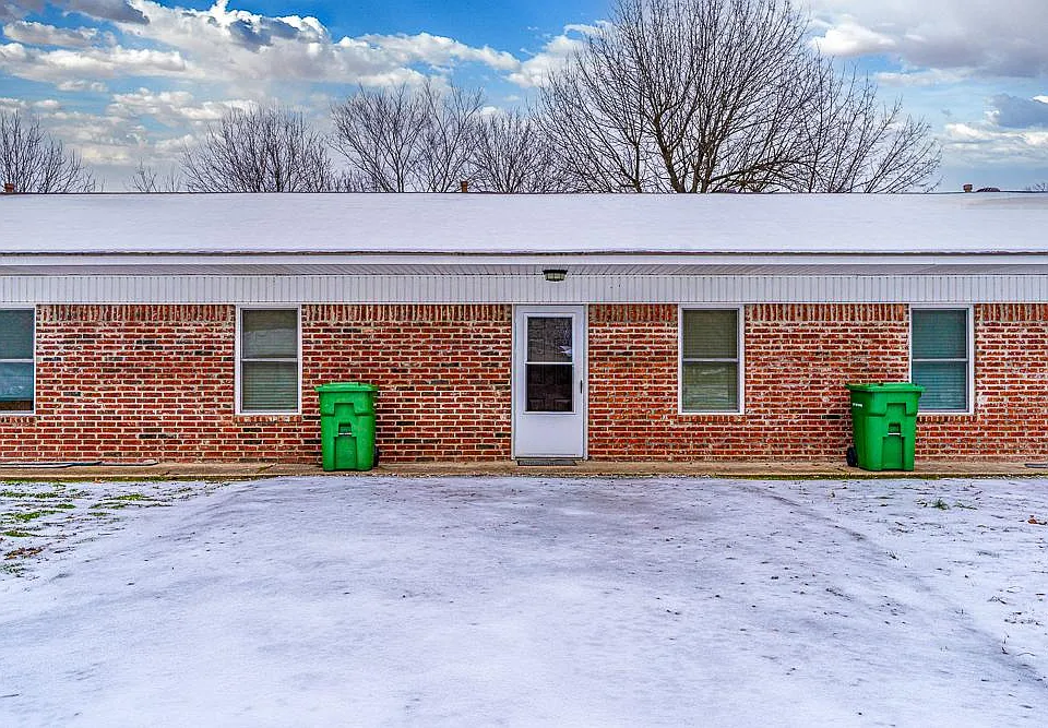 303 SE Gibson St #303