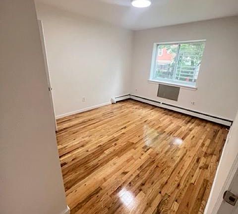 4th image of 4336 Baychester Ave #1