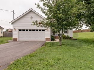 6211 Cayce Ln, Columbia, TN 38401