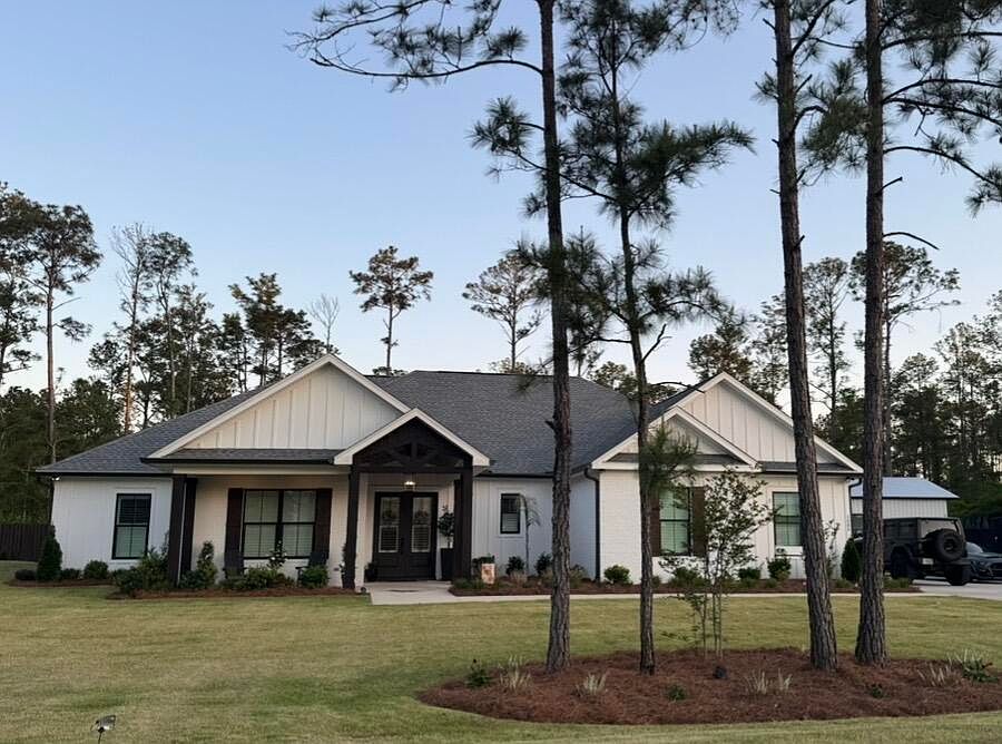 1st image of 1085 Lagrange Rd