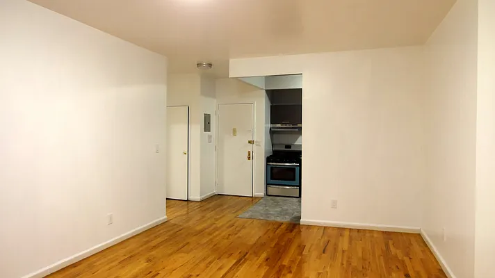 Rented by RC REAL ESTATE OF NEW YORK | media 8