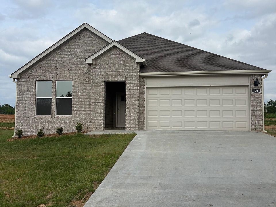 1st image of 20 Plantation Dr