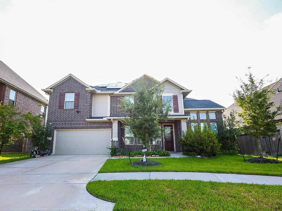 2107 Brooke Avery Dr