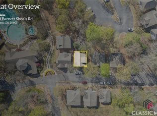 490 Barnett Shoals Rd APT 102, Athens, GA 30605