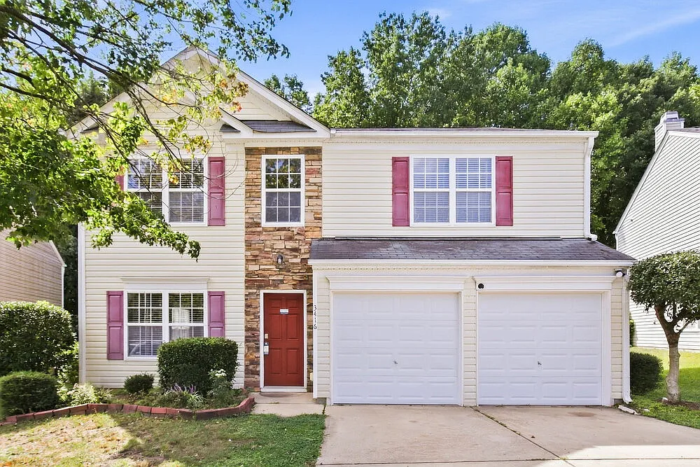 4 bed, 2.5 bath, 2256 sqft, $2,250 — Photo 1