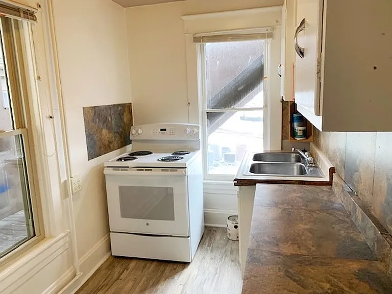 127 Langhorne Ave — Photo 4