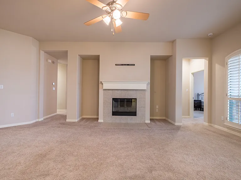 165 Lady Bird Ln — Photo 14