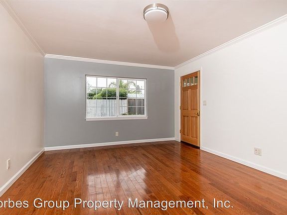 4th image of 946 32nd Ave
