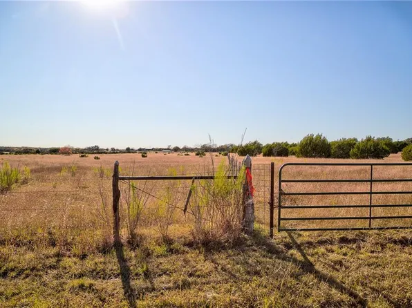 180 Nordic Ridge Rd, Bertram, TX 78605