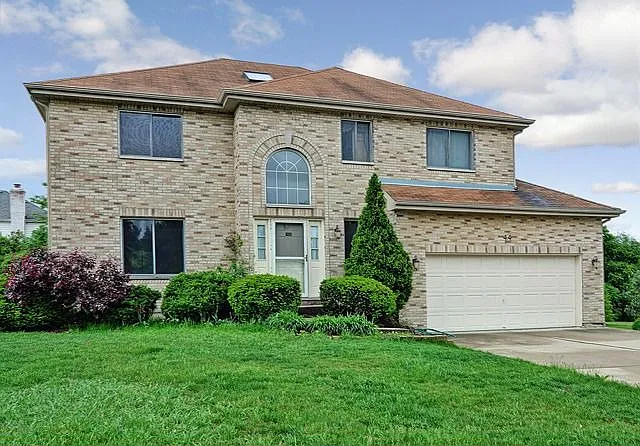 44 Falcon Pl photo 1