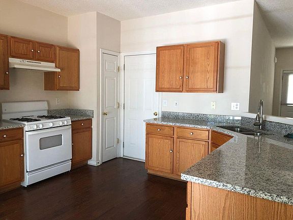 4th image of 1421 Anona Pl
