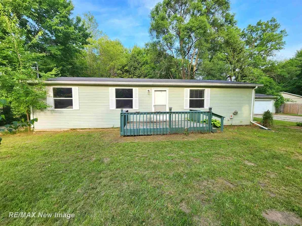 7085 S Raucholz Rd, Saint Charles, MI 48655