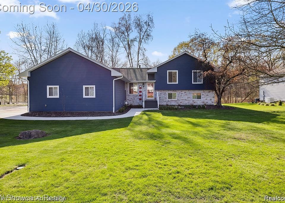1st image of 543 Woodland Dr