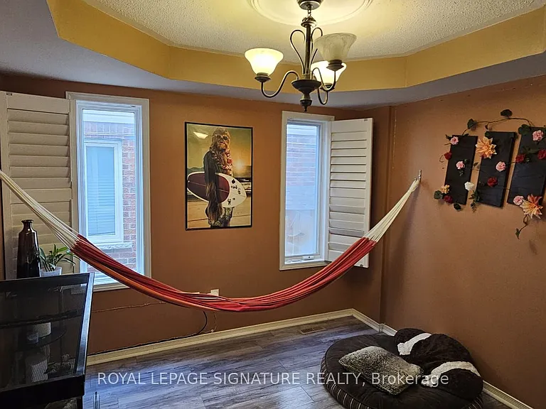 39 Jonesridge Dr — Photo 7
