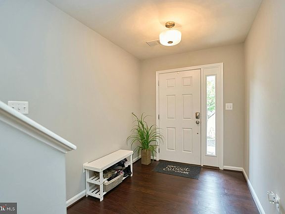 3rd image of 11963 Mirror Lake Ln
