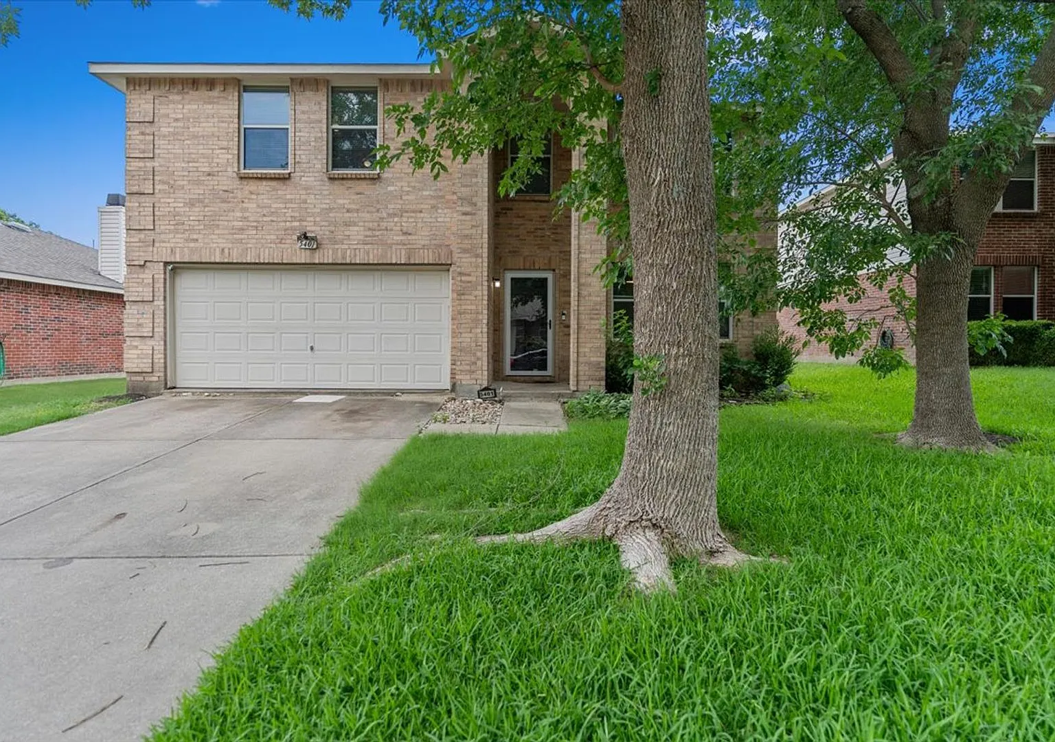 Ready for Immediate Move-In! 4 Bed 2.5 Bath Renovated 2900+ SQFT House in McKinney's Brookview su... — Photo 2