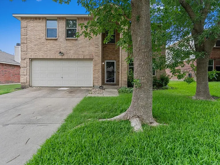 5401 Pandale Valley Dr — Photo 2