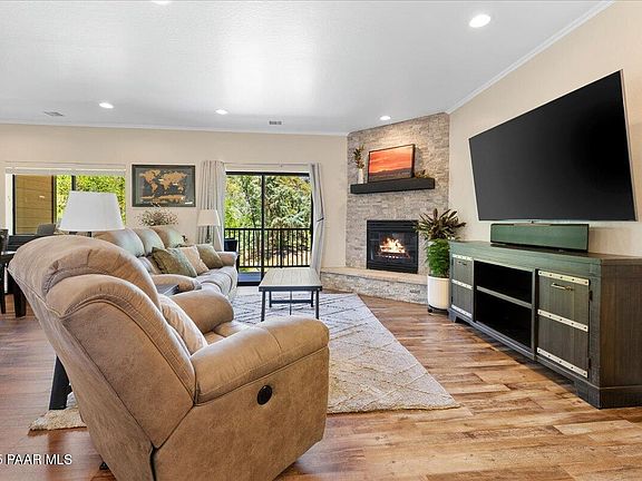 4th image of 1144 Mary Dr