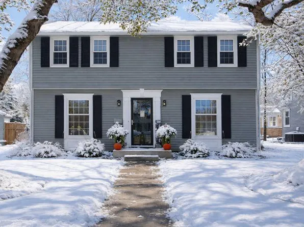 1857 Ford Pkwy, Saint Paul, MN 55116