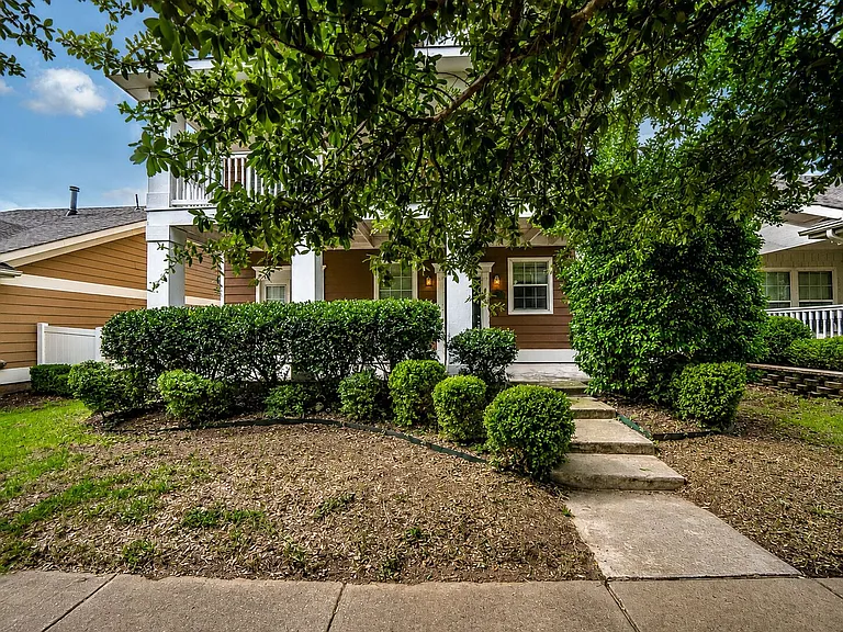 1232 Appalachian Ln — Photo 1