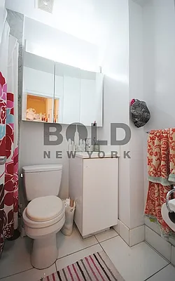 Rented by Bold New York | media 27
