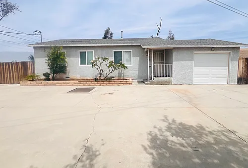 8415 Tokay Ave Photo 1