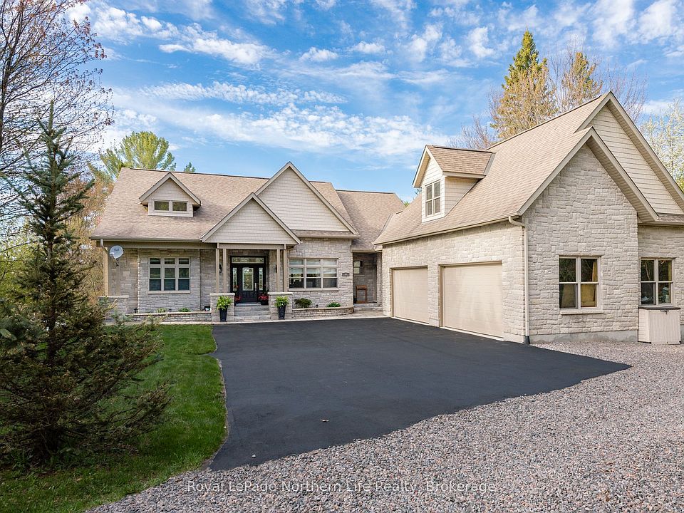 1st image of 40 Pargeter Dr
