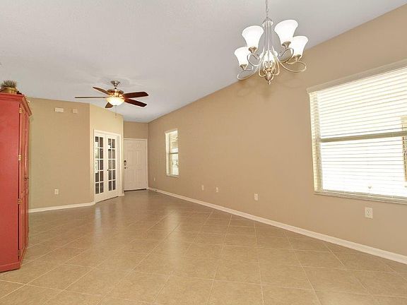 5th image of 7829 Tuscany Woods Dr