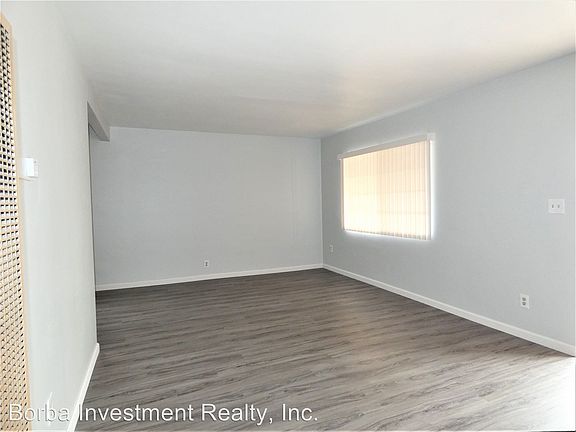 3rd image of 20519 Kenwood Ave