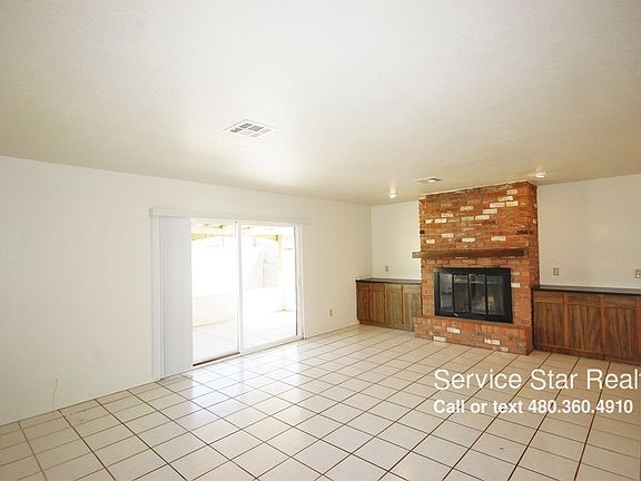 3rd image of 3013 N 46th Dr