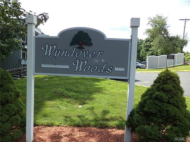 1st image of 3 Wyndover Woods Ln APT 9