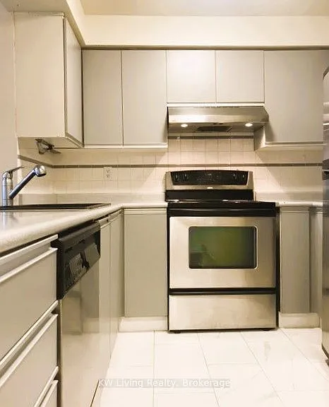 298 Jarvis St #408 — Photo 7
