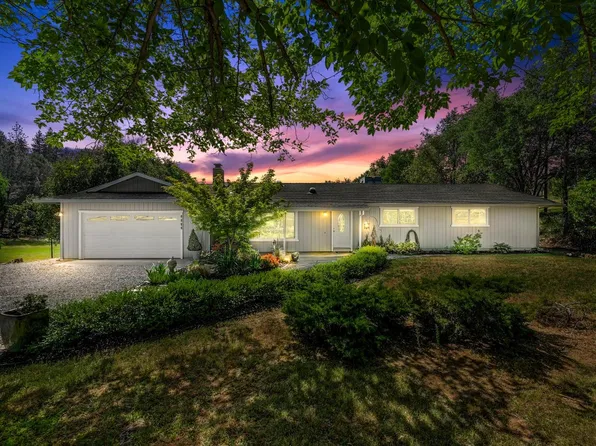 2537 Gayle Ln, Auburn, CA 95602