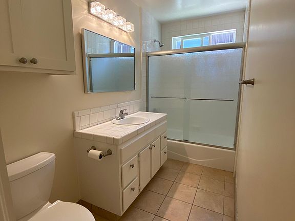 5th image of 2421 S Carolina St #H