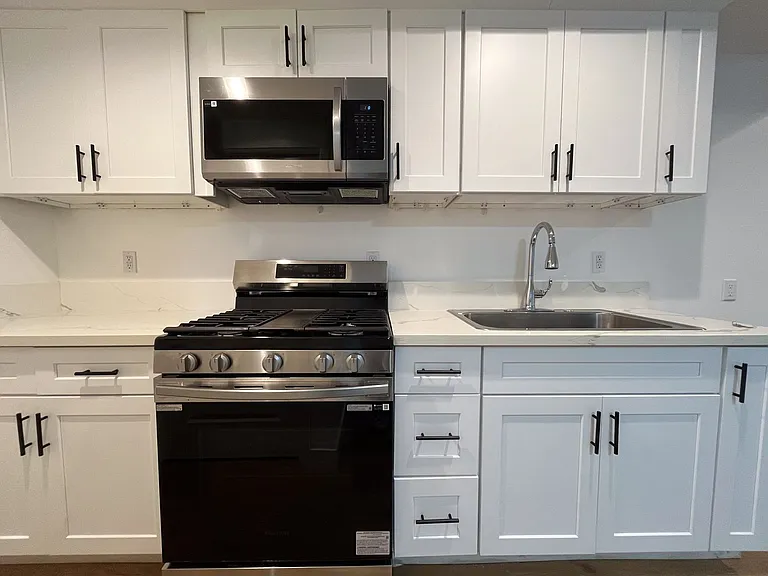 1034 Magnolia Ave — Photo 10