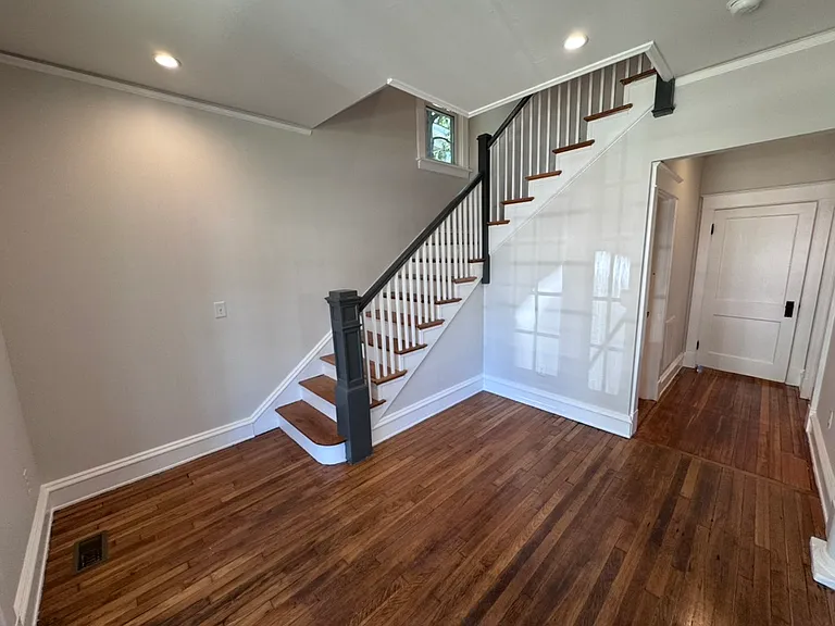 3019 Griffin Ave — Photo 2
