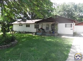 601 N 5th St, Osage City, KS 66523