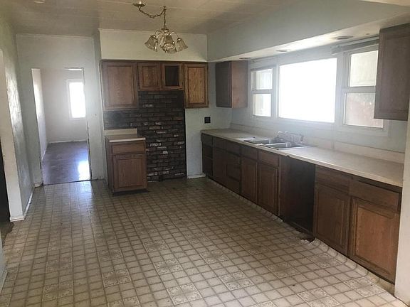 5th image of 113 G St