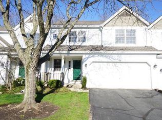 126 Spring Ct N, Carpentersville, IL 60110